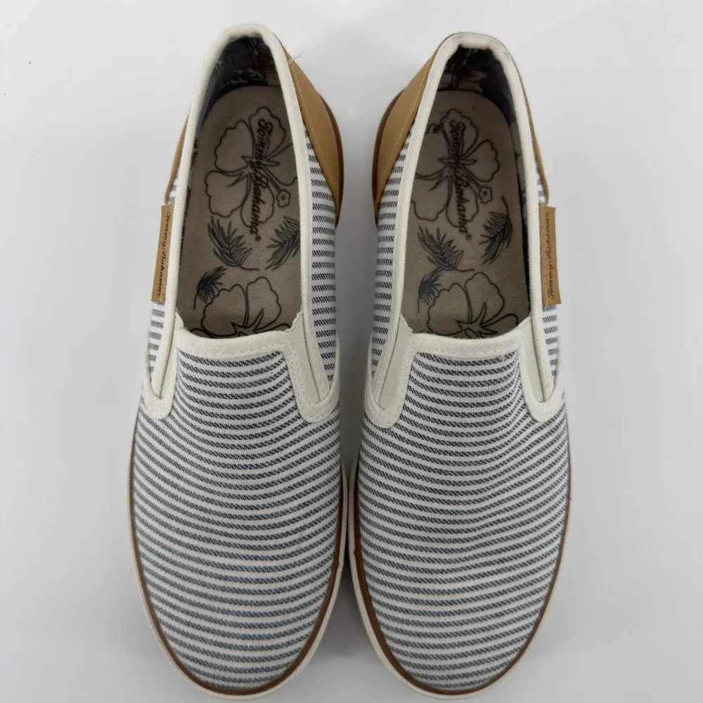 Tommy Bahama‎ Womens Blue White Striped Slip On Sneakers Size 8